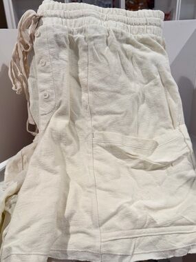 6 Universal Thread Women's Cream Drawstring lounge casual Shorts Bundle